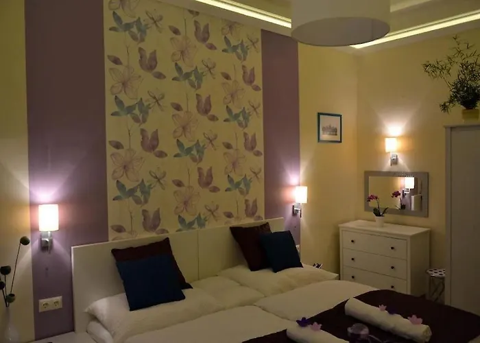 Magnolia Apartment In The Center Of Budapest